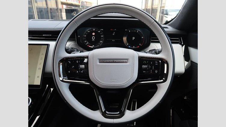 2023 認定中古車 Land Rover Range Rover Sport フィレンツェレッド 3.0リッター6気筒300PSターボチャージドディーゼルMHEV（オートマチック） AUTOBIOGRAPHY