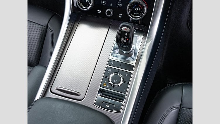 2021 認定中古車 Land Rover Range Rover Sport ハクバシルバー INGENIUM 3.0L 6気筒ディーゼル MHEV 300PS HSE