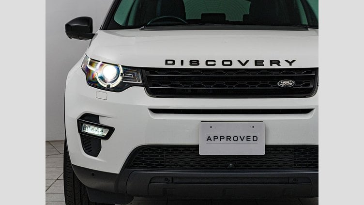 2016 認定中古車 Land Rover Discovery Sport Fuji White 2.0 litre Si4 Petrol HSE