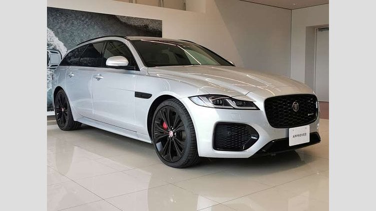 2022 認定中古車 Jaguar XF ハクバシルバー P250 RWD（オートマチック） SPORTBRAKE R-DYNAMIC SE