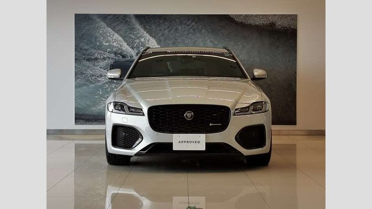 2022 認定中古車 Jaguar XF ハクバシルバー P250 RWD（オートマチック） SPORTBRAKE R-DYNAMIC SE