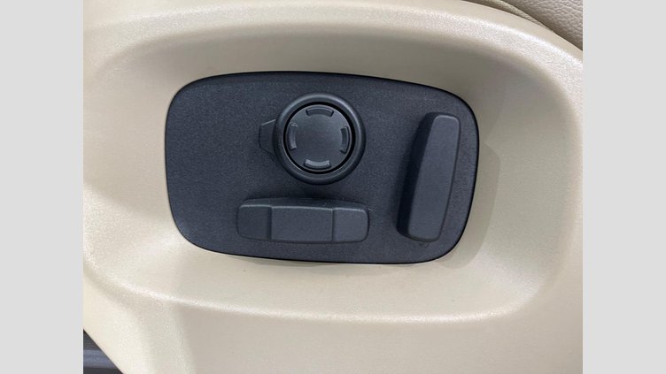2017 認定中古車 Land Rover Range Rover Sport Loire Blue 3.0 V6 Dsl Mono Turbo Std Flow SE
