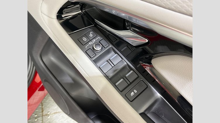2020 認定中古車 Land Rover Range Rover Evoque フィレンツェレッド D180 R-DYNAMIC S