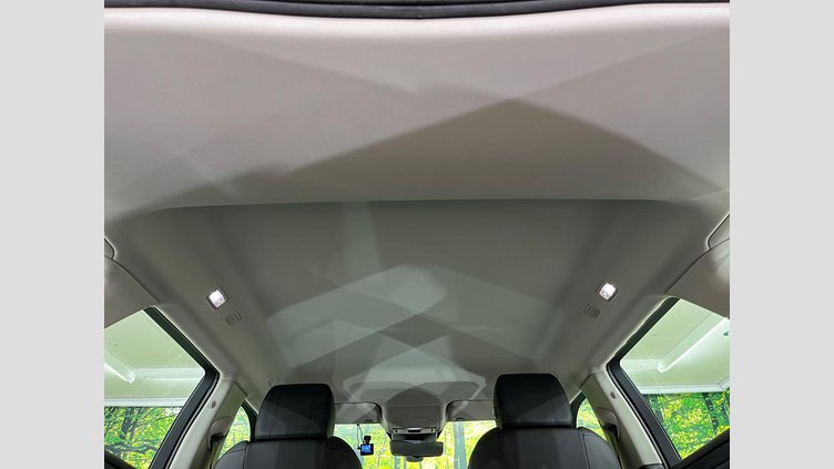 2019 認定中古車 Land Rover Range Rover Evoque フジホワイト D180 S
