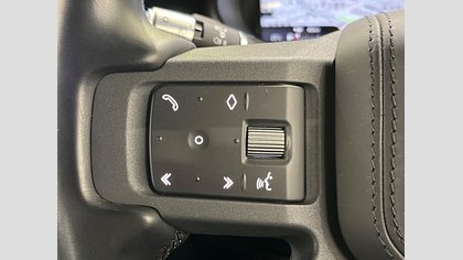 Defender 110 41
