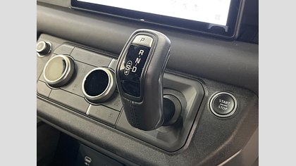 Defender 110 39