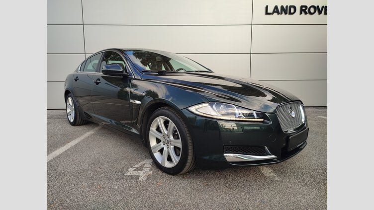 2011 JAZDENÉ VOZIDLÁ Jaguar XF Belgravia Green RWD 3.0D V6 240k Potfolio