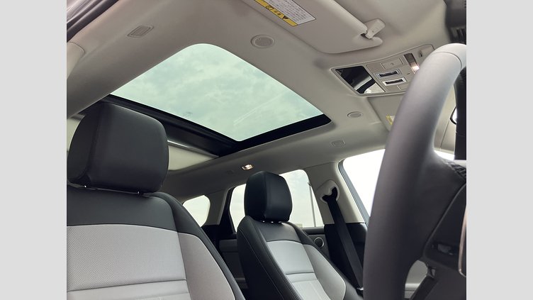 2023 認定中古車 Land Rover Range Rover Evoque アロイオスグレイ D200マイルドハイブリッド（ディーゼル） DYNAMIC SE