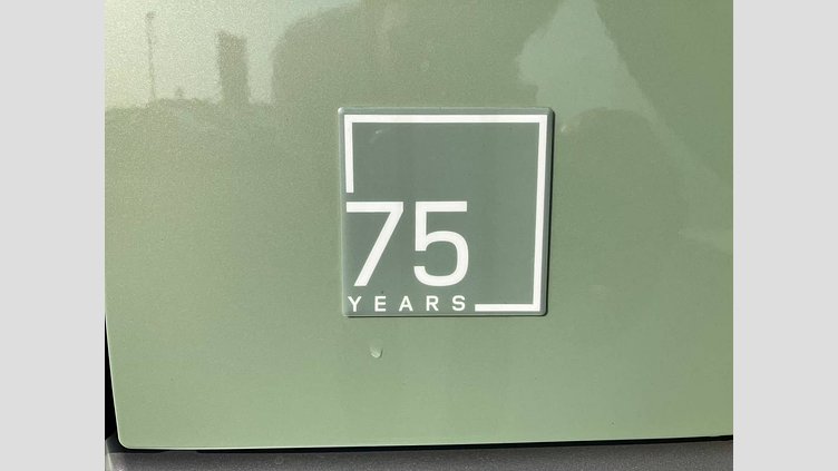 2023 認定中古車 Land Rover Defender 90 グラスミアグリーン P300 AWD（AT） 75TH LIMITED EDITION