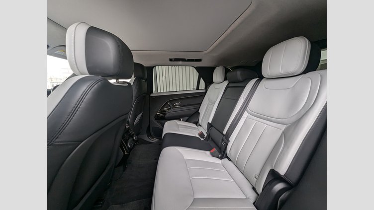 2023 認定中古車 Land Rover Range Rover Sport フィレンツェレッド 3.0リッター6気筒300PSターボチャージドディーゼルMHEV（オートマチック） AUTOBIOGRAPHY