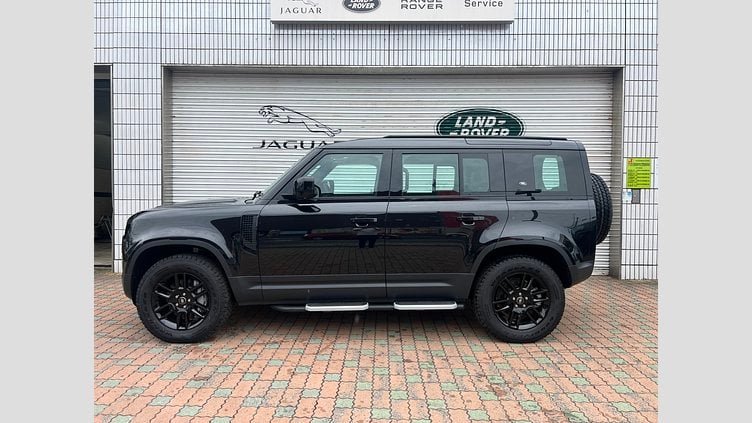 2023 認定中古車 Land Rover Defender 110 サントリーニブラック D300 AWD（AT） S