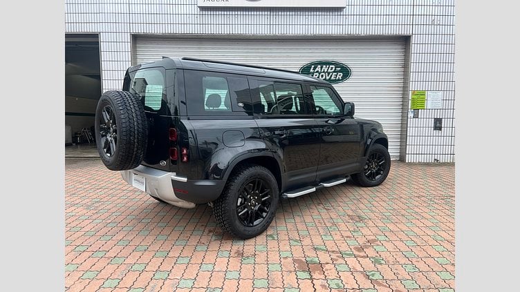 2023 認定中古車 Land Rover Defender 110 サントリーニブラック D300 AWD（AT） S