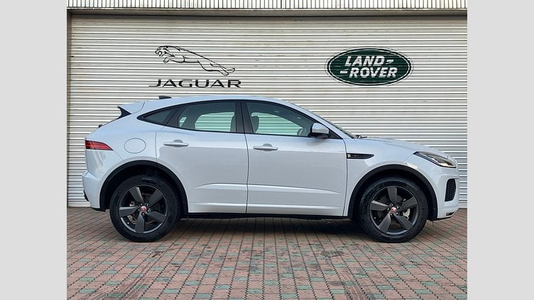 2020 認定中古車 Jaguar E-Pace ユーロンホワイト D180 オートマチック全輪駆動 CHEQUERED FLAG