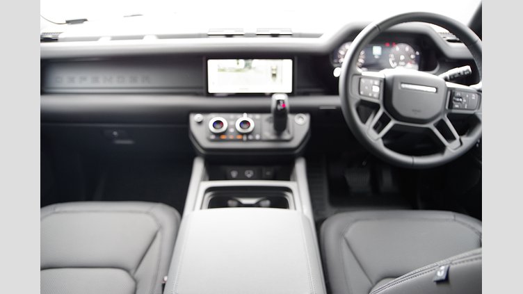 2024 認定中古車 Land Rover Defender 110 サントリーニブラック D300 AWD（AT） X-DYNAMIC SE
