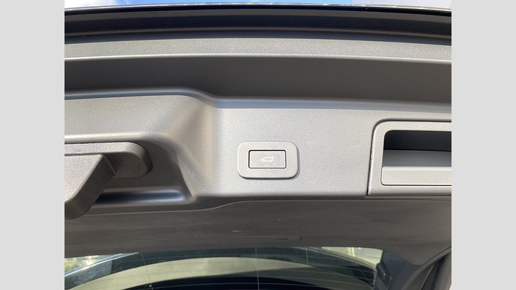2023 認定中古車 Land Rover Range Rover Evoque サントリーニブラック P200 AWD（オートマチック） SE