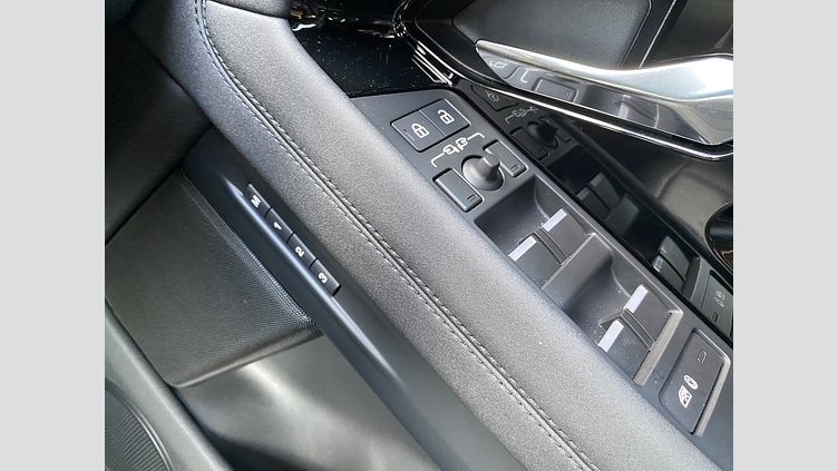 2023 認定中古車 Land Rover Range Rover Evoque サントリーニブラック P200 AWD（オートマチック） SE