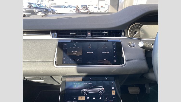 2023 認定中古車 Land Rover Range Rover Evoque サントリーニブラック P200 AWD（オートマチック） SE