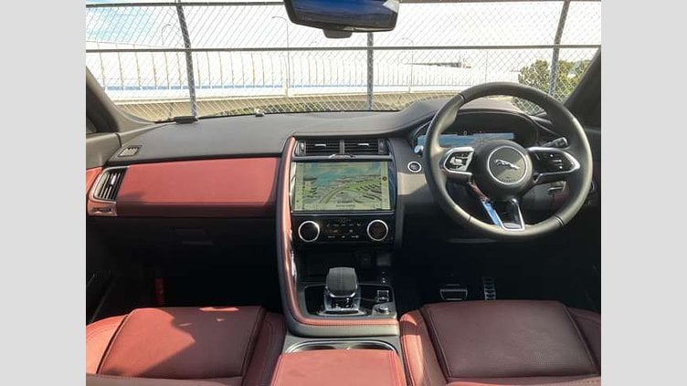 2023 認定中古車 Jaguar E-Pace サントリーニブラック D200 AWD（オートマチック）MHEV R-DYNAMIC SE