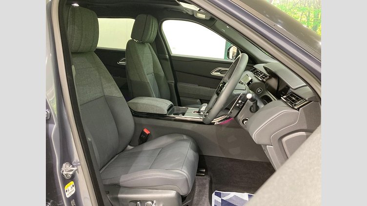 2024 認定中古車 Land Rover Range Rover Velar ヴァレジネブルー P400eプラグインハイブリッド（ガソリン） Standard Wheelbase Dynamic HSE