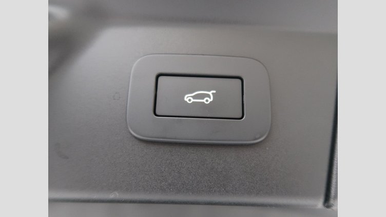 2023 認定中古車 Land Rover Range Rover Velar ザダルグレイ D200マイルドハイブリッド（ディーゼル） Standard Wheelbase Dynamic HSE