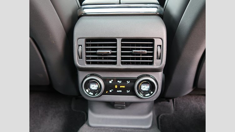 2023 認定中古車 Land Rover Range Rover Velar ザダルグレイ D200マイルドハイブリッド（ディーゼル） Standard Wheelbase Dynamic HSE