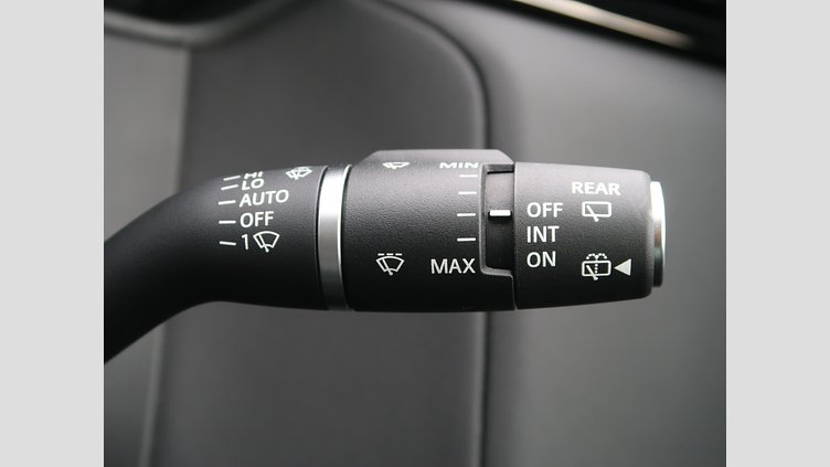 2024 認定中古車 Land Rover Range Rover Velar ヴァレジネブルー P400eプラグインハイブリッド（ガソリン） Standard Wheelbase Dynamic HSE