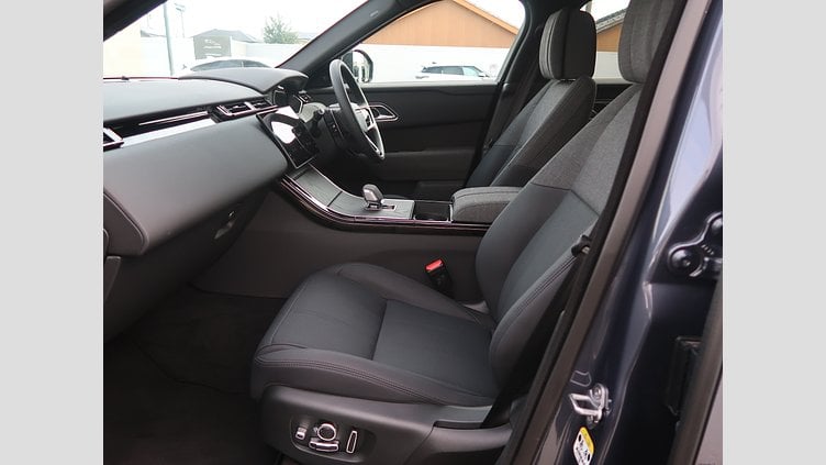 2024 認定中古車 Land Rover Range Rover Velar ヴァレジネブルー P400eプラグインハイブリッド（ガソリン） Standard Wheelbase Dynamic HSE