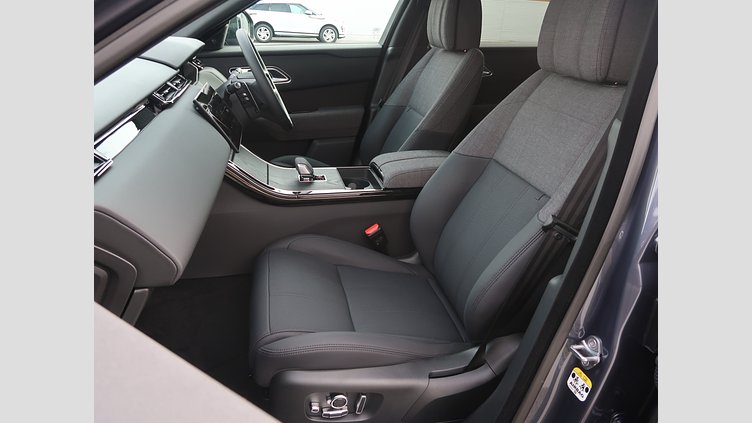 2024 認定中古車 Land Rover Range Rover Velar ヴァレジネブルー P400eプラグインハイブリッド（ガソリン） Standard Wheelbase Dynamic HSE