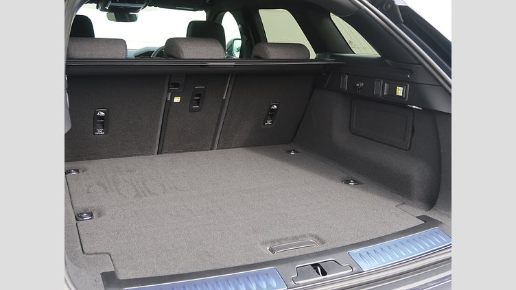 2024 認定中古車 Land Rover Range Rover Velar ヴァレジネブルー P400eプラグインハイブリッド（ガソリン） Standard Wheelbase Dynamic HSE