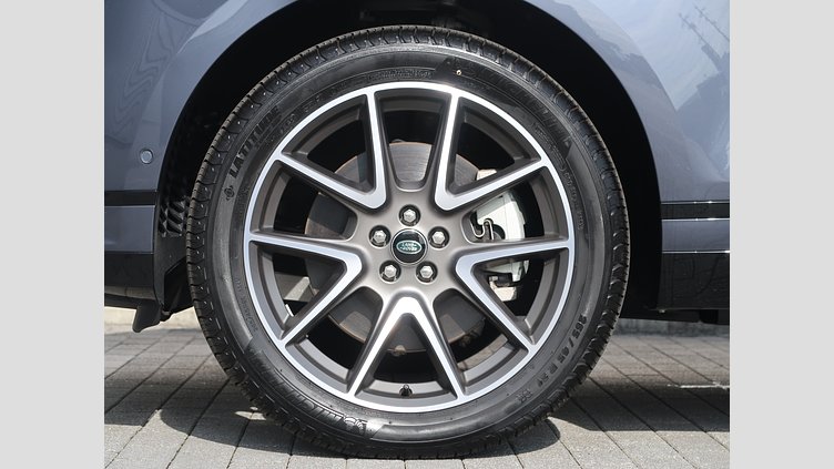 2024 認定中古車 Land Rover Range Rover Velar ヴァレジネブルー P400eプラグインハイブリッド（ガソリン） Standard Wheelbase Dynamic HSE