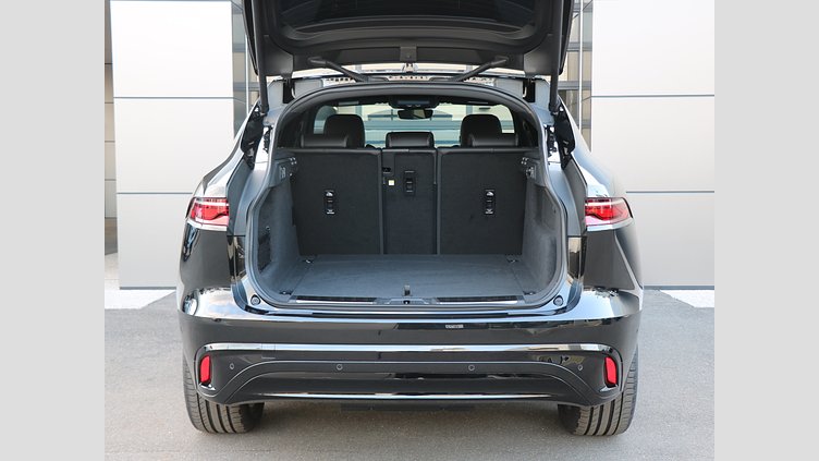 2024 認定中古車 Jaguar F-Pace サントリーニブラック P250 AWD（オートマチック） R-DYNAMIC SE