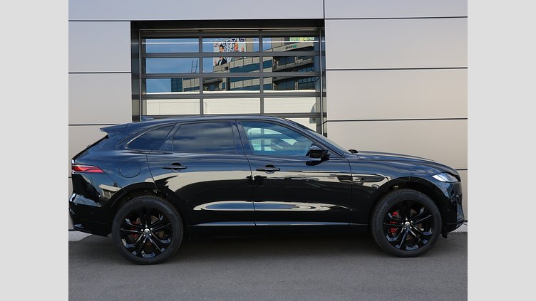 2024 認定中古車 Jaguar F-Pace サントリーニブラック P250 AWD（オートマチック） R-DYNAMIC SE