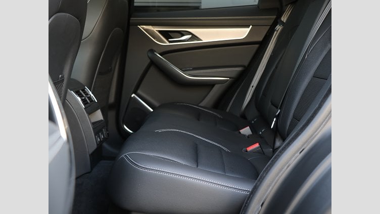 2024 認定中古車 Jaguar F-Pace サントリーニブラック P250 AWD（オートマチック） R-DYNAMIC SE