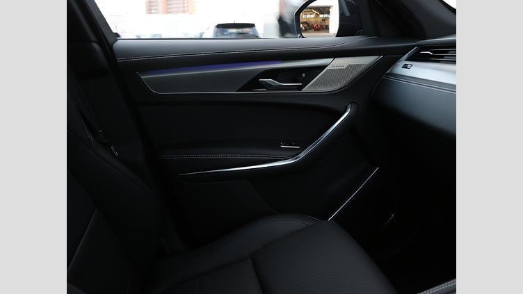 2024 認定中古車 Jaguar F-Pace サントリーニブラック P250 AWD（オートマチック） R-DYNAMIC SE