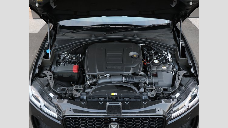 2024 認定中古車 Jaguar F-Pace サントリーニブラック P250 AWD（オートマチック） R-DYNAMIC SE