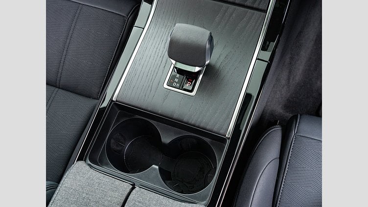 2024 認定中古車 Land Rover Range Rover Velar ヴァレジネブルー P400eプラグインハイブリッド（ガソリン） Standard Wheelbase Dynamic HSE