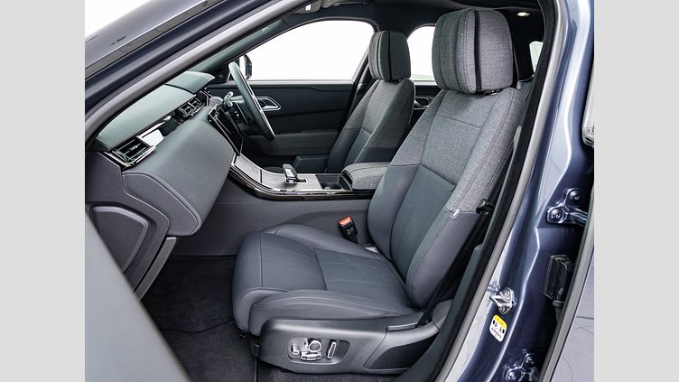2024 認定中古車 Land Rover Range Rover Velar ヴァレジネブルー P400eプラグインハイブリッド（ガソリン） Standard Wheelbase Dynamic HSE