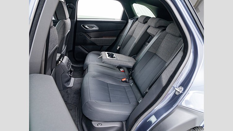 2024 認定中古車 Land Rover Range Rover Velar ヴァレジネブルー P400eプラグインハイブリッド（ガソリン） Standard Wheelbase Dynamic HSE