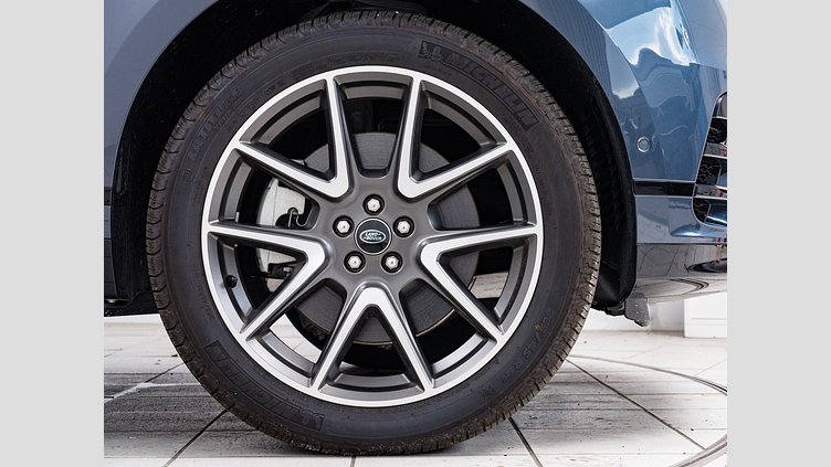 2024 認定中古車 Land Rover Range Rover Velar ヴァレジネブルー P400eプラグインハイブリッド（ガソリン） Standard Wheelbase Dynamic HSE