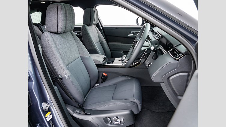 2024 認定中古車 Land Rover Range Rover Velar ヴァレジネブルー P400eプラグインハイブリッド（ガソリン） Standard Wheelbase Dynamic HSE