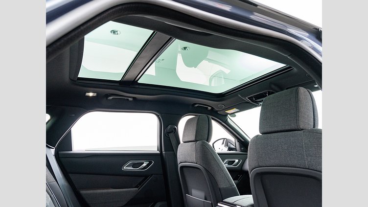 2024 認定中古車 Land Rover Range Rover Velar ヴァレジネブルー P400eプラグインハイブリッド（ガソリン） Standard Wheelbase Dynamic HSE