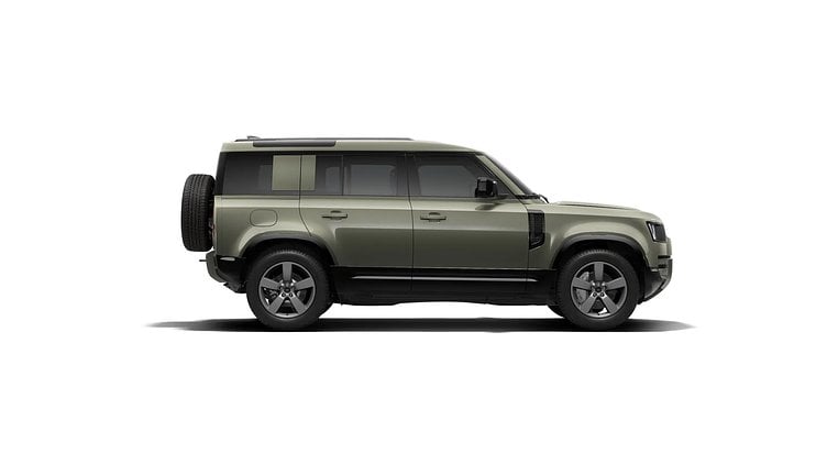 2025 ใหม่ Land Rover Defender 110 Pangea Green Petrol Plug-in Electric Hybrid X-Dynamic SE