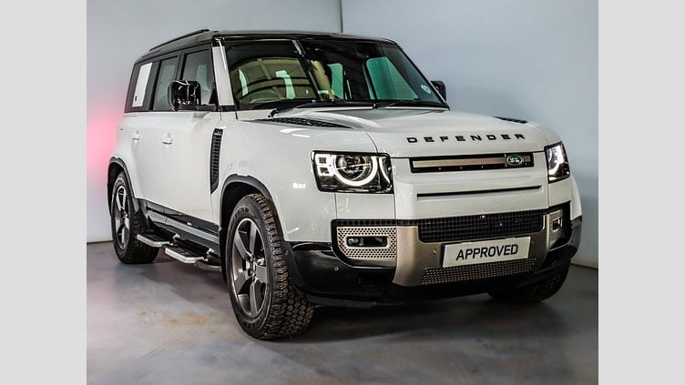 2023 Approved Land Rover Defender 110 Fuji White 4x4 D300 HSE X-Dynamic