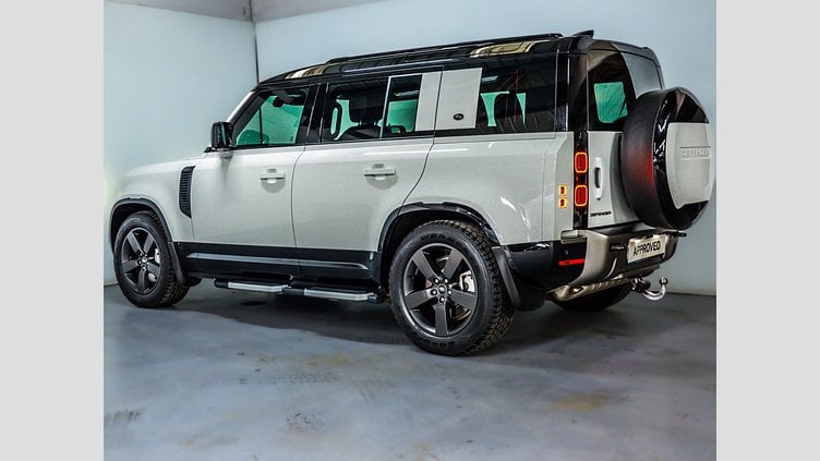 2023 Approved Land Rover Defender 110 Fuji White 4x4 D300 HSE X-Dynamic