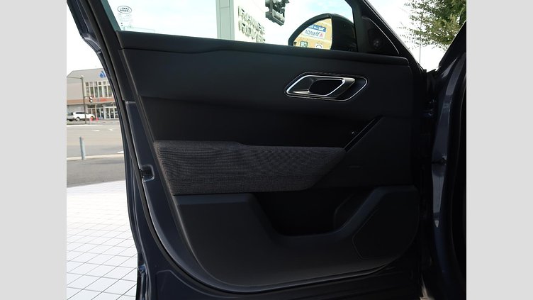 2024 認定中古車 Land Rover Range Rover Velar ヴァレジネブルー P400eプラグインハイブリッド（ガソリン） Standard Wheelbase Dynamic HSE