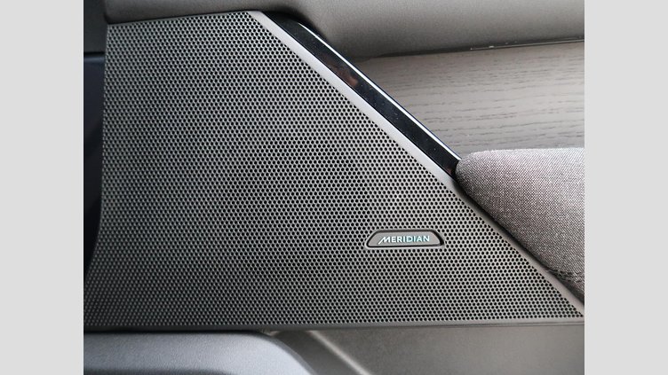 2024 認定中古車 Land Rover Range Rover Velar ヴァレジネブルー P400eプラグインハイブリッド（ガソリン） Standard Wheelbase Dynamic HSE
