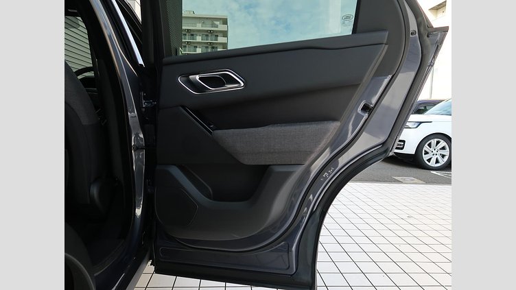 2024 認定中古車 Land Rover Range Rover Velar ヴァレジネブルー P400eプラグインハイブリッド（ガソリン） Standard Wheelbase Dynamic HSE