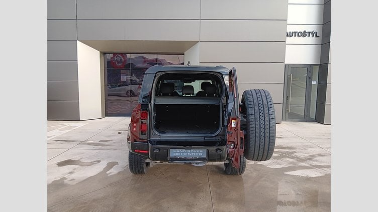 2024 SKLADOVÉ VOZIDLÁ Land Rover Defender 110 Sedona Red 3.0D MHEV 300PS Sedona Edition AWD Auto