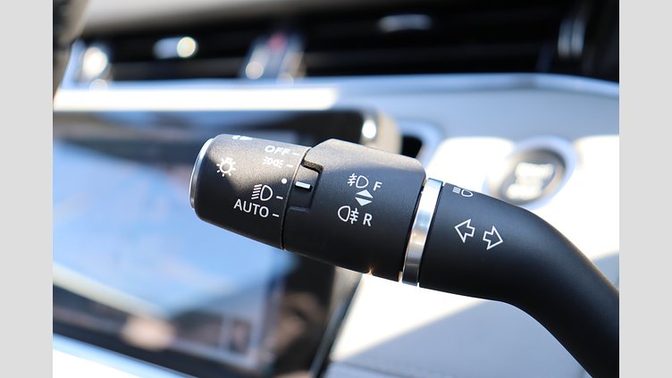2023 認定中古車 Land Rover Range Rover Evoque ソウルパールシルバー P250 AWD（オートマチック） BRONZE EDITION