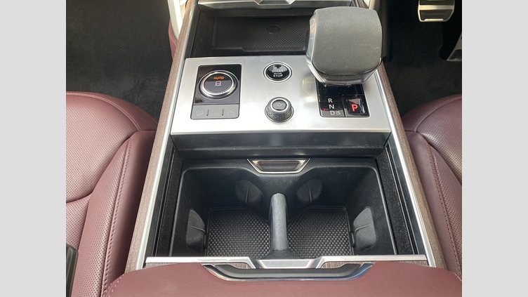2023 認定中古車 Land Rover Range Rover オストゥーニパールホワイト P530 AWD（AT） スタンダードホイールベース AUTOBIOGRAPHY